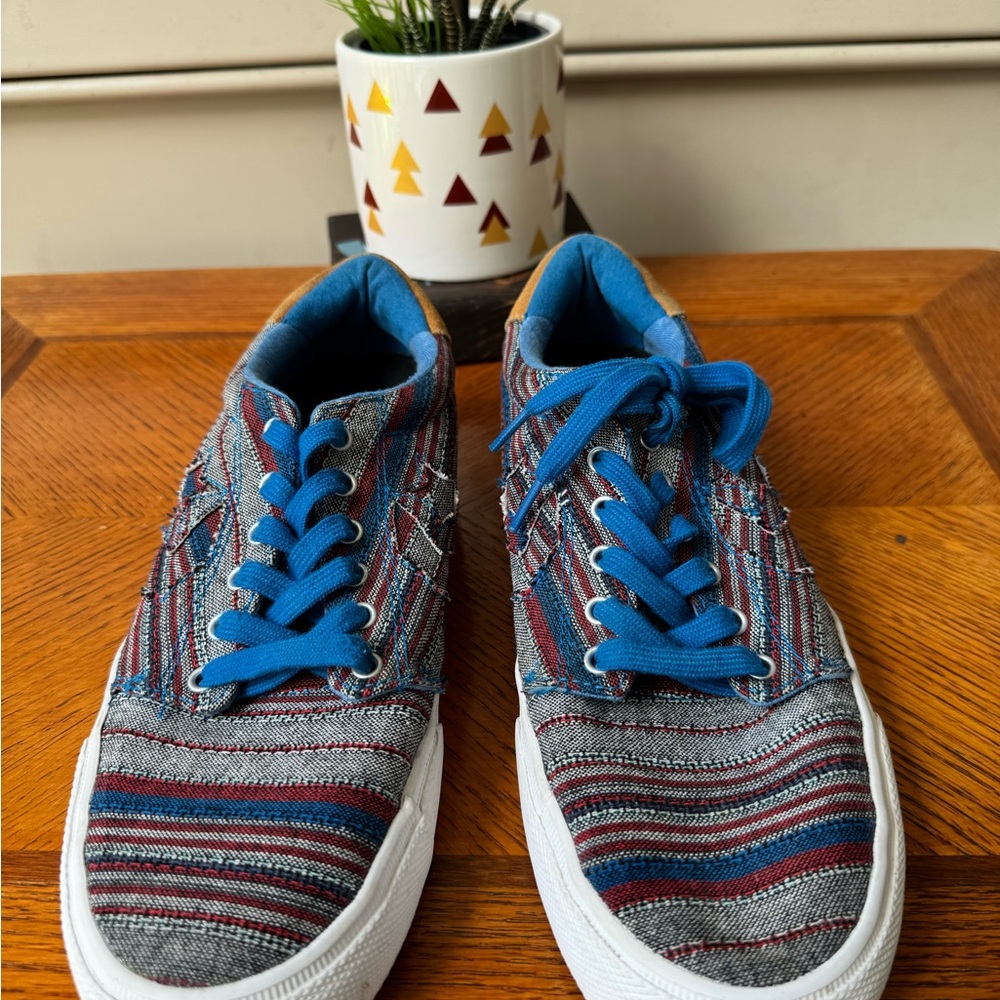 Converse Multicolor Striped Men's Shoes Size 10